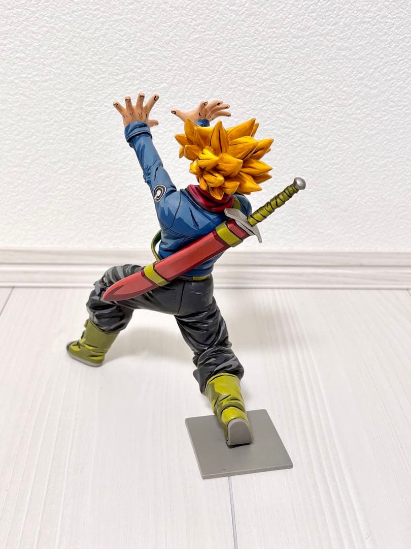 ドラゴンボール 渾身の一撃 トランクス フィギュア 二次元リペイント