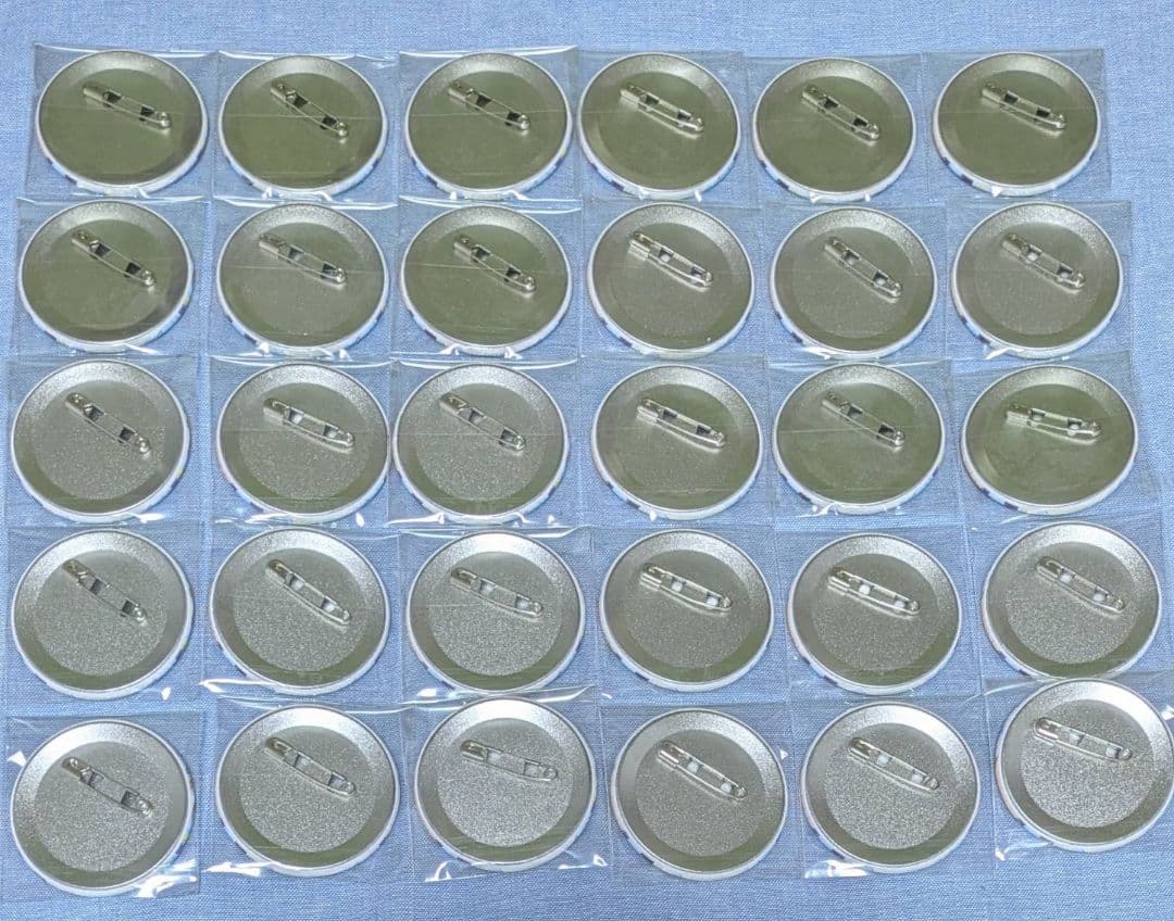 あんスタ　フィーチャー2　缶バッジ　白鳥藍良