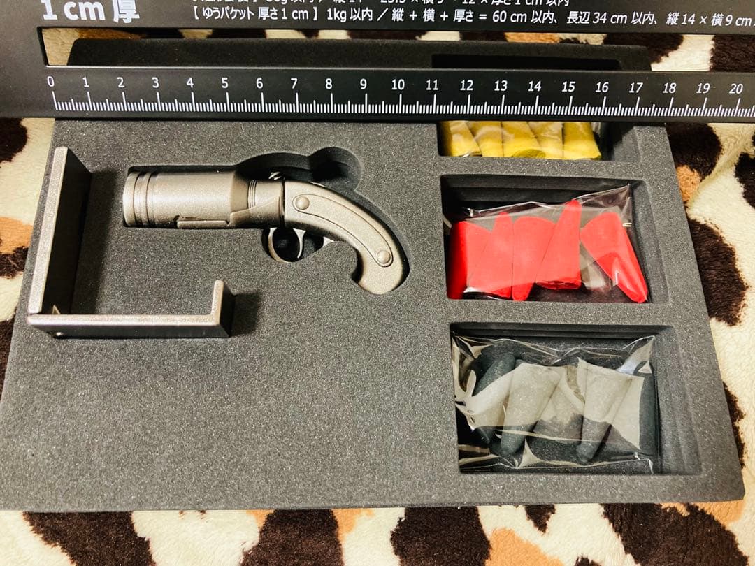 未使用 進撃の巨人展FINAL 信煙弾型お香立て長距離索敵陣形 お香 アロマ