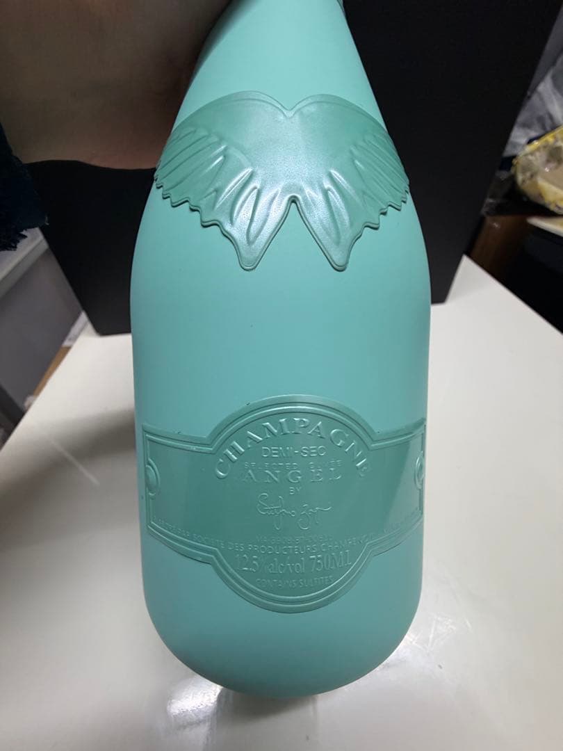 Angel Champagne ミントグリーン 750ml