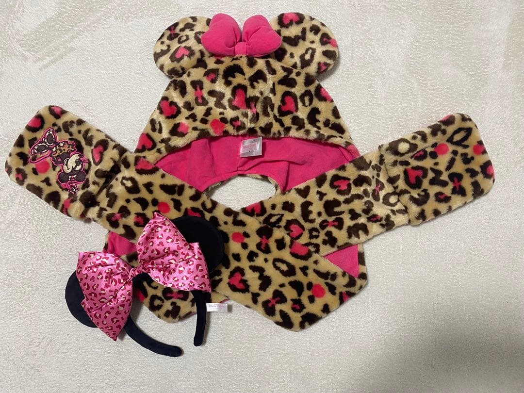 ディズニー　ミニー　ヒョウ柄　カチューシャ　ファンキャップ レオパード　セット
