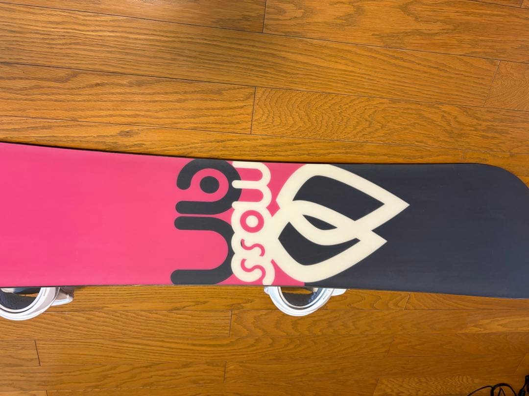 Moss Anスノーボード　おまけ付き（バートン　ビンディング、ボードケース）