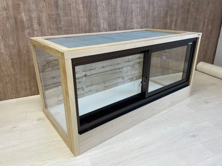 ＦandＫ爬虫類木製ケージ　ミーアキャット用　1200×600×600㎜