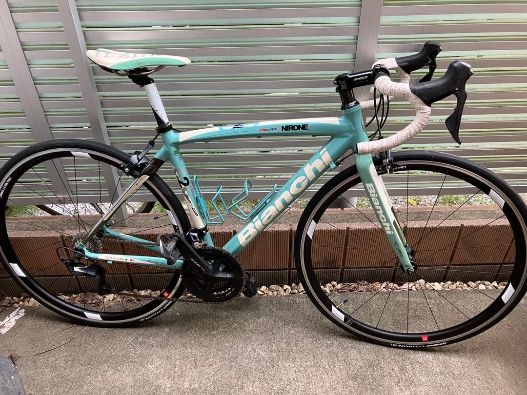 Bianchi Nirone ロードバイク R8000アルテグラ　MIX中古