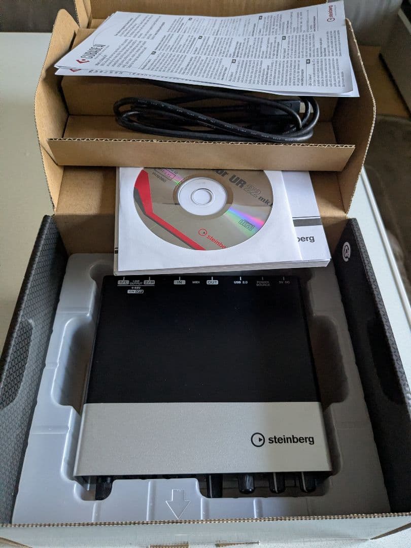 Rinta様)スタインバーグsteinberg UR22 mk2