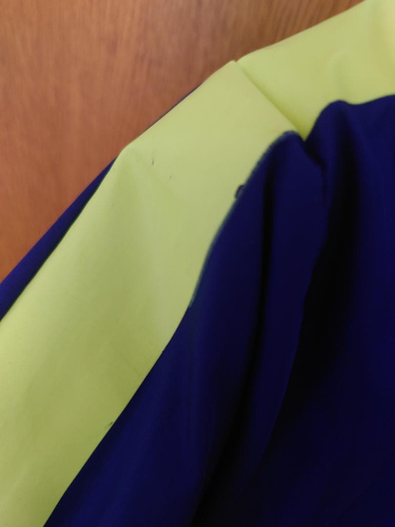 バルセロナ 中綿入り STORM-FIT ミッドフィル ジャケット