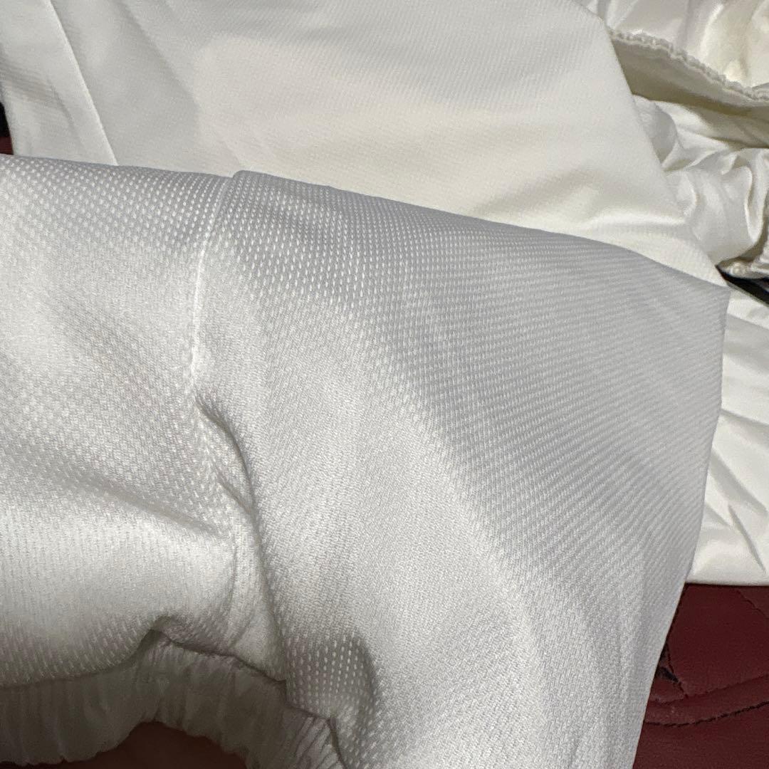 ホワイト ナイロン スノーボードウェア