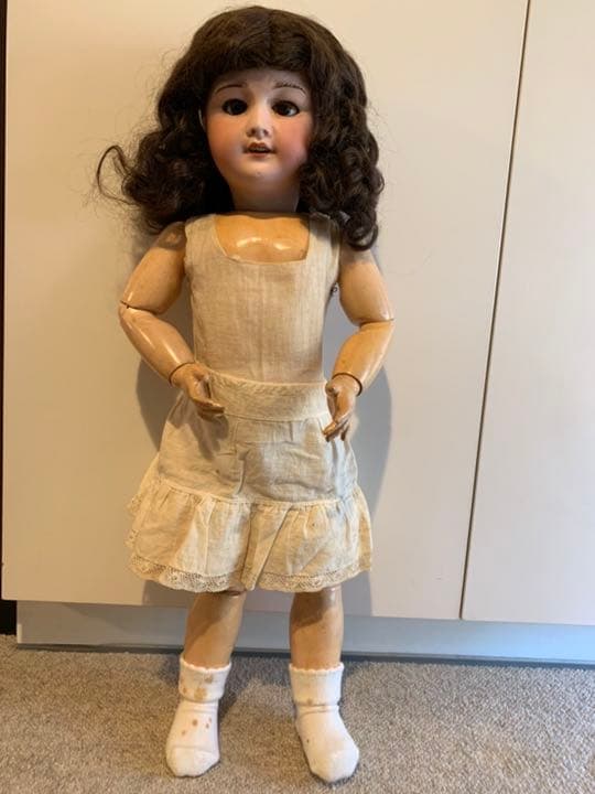 フランスで購入】アンティークSFBJ フランス人形、目の周り汚れ綺麗になりました