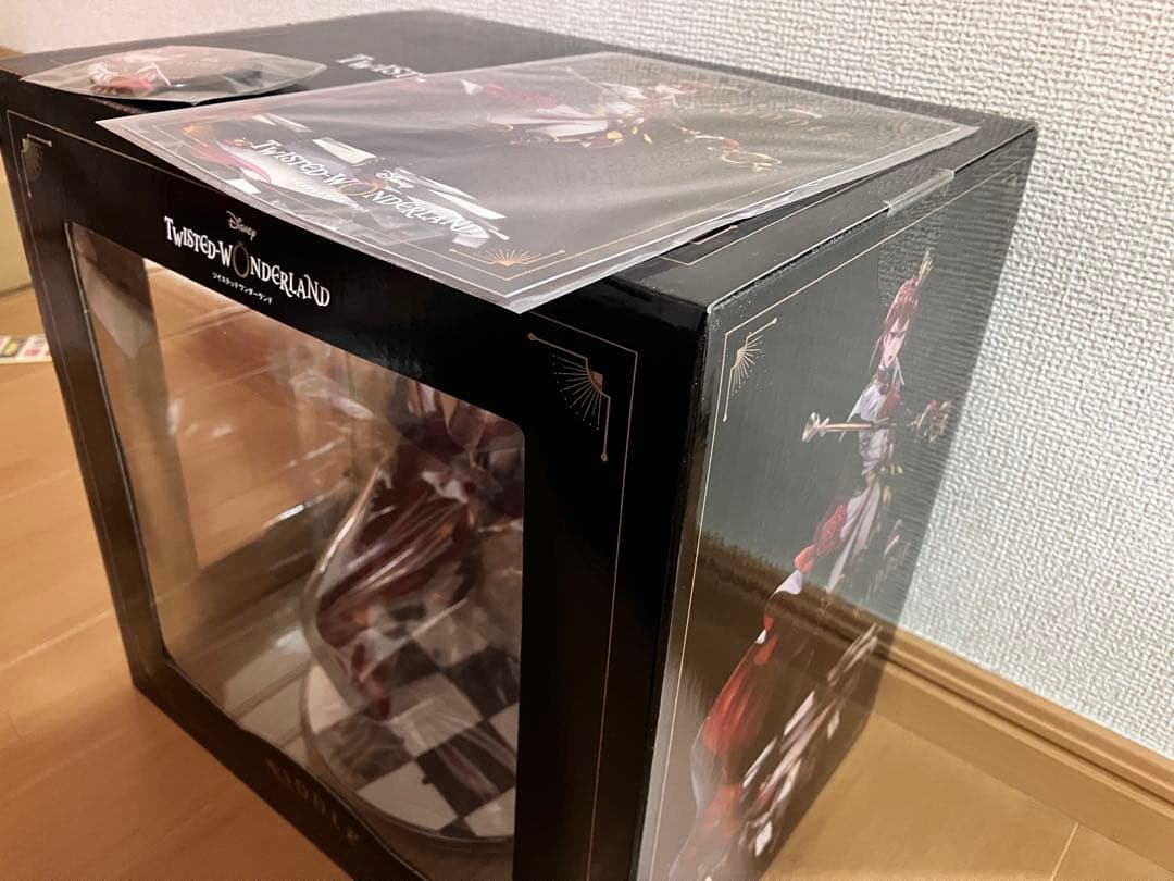 リドル・ローズハート　ツイステッドワンダーランド　ツイステ　1/8フィギュア