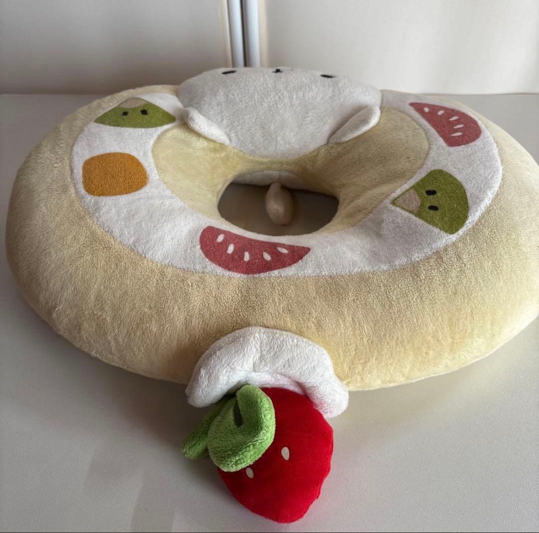 にゃんにゃんにゃんこ ドーナツ型クッション レア