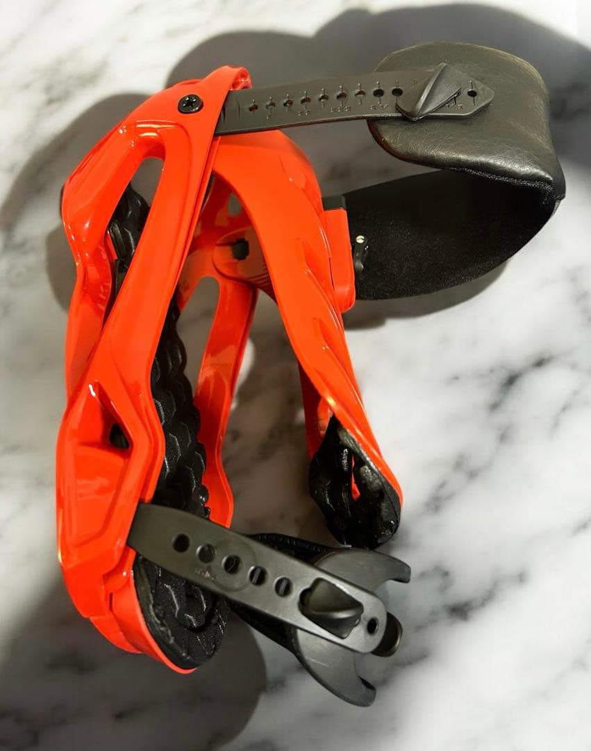 【新品】SALOMON サロモン スノーボードビンディングrhythm sサイズ