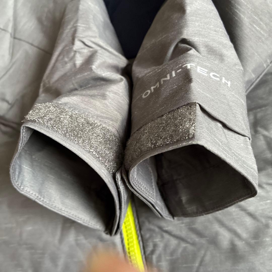 未使用Columbiaコロンビア 子ども用スキーウェア上下セットS（130㎝）