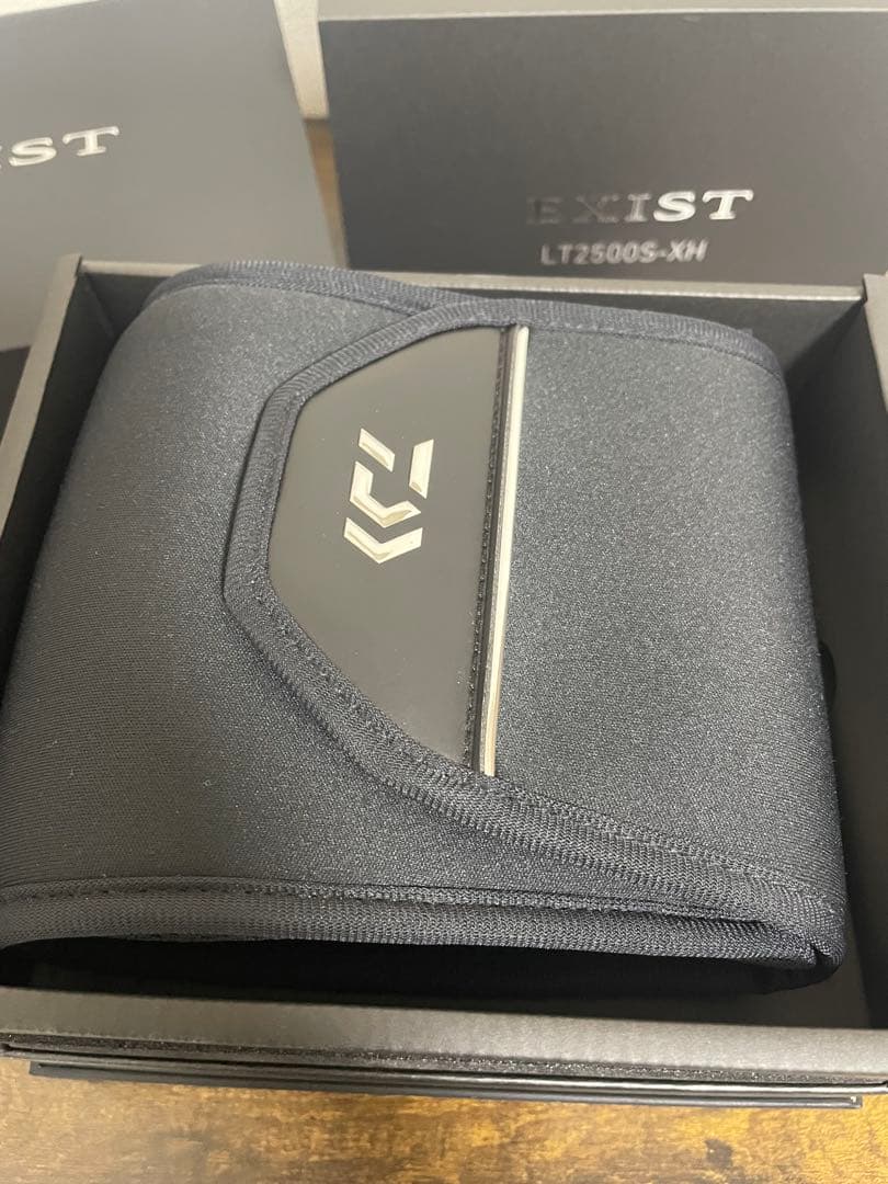 ダイワ 22 イグジスト　LT2500S-XH