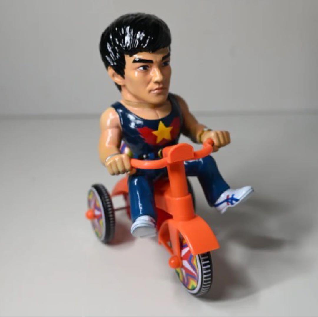 【超限定品】ブルース・リー★三輪車フィギュア★ラスト1