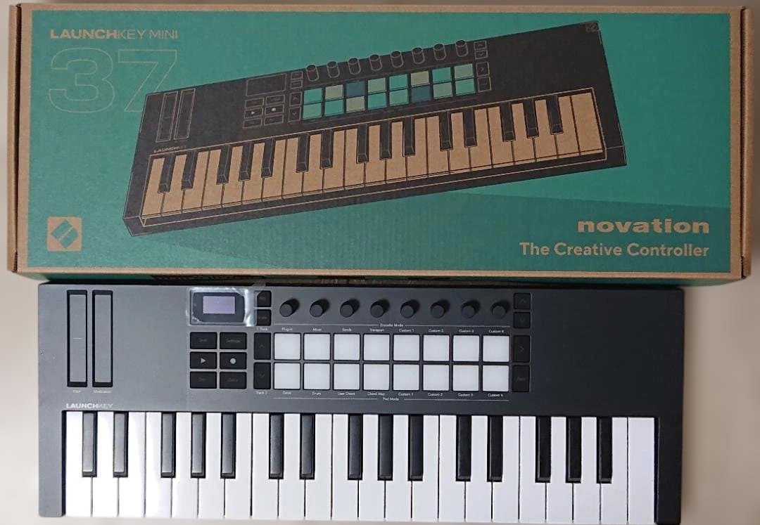 Novation/Launchkey Mini 37 Mk4 MIDIキーボード