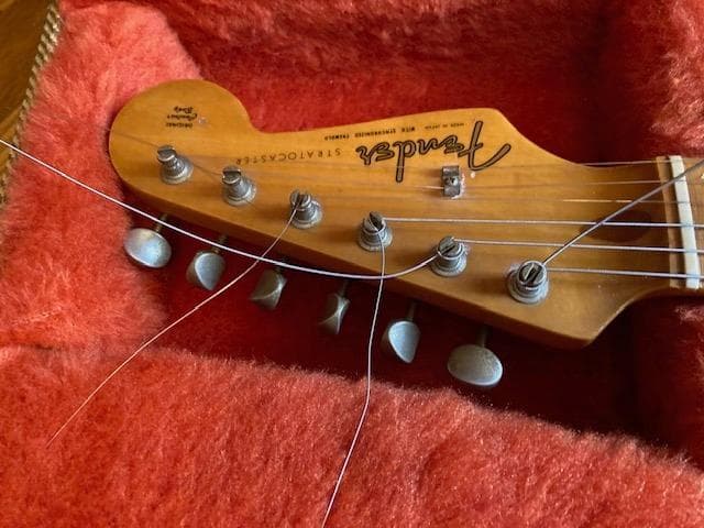 Fender Japan JVシリアル ST57-65