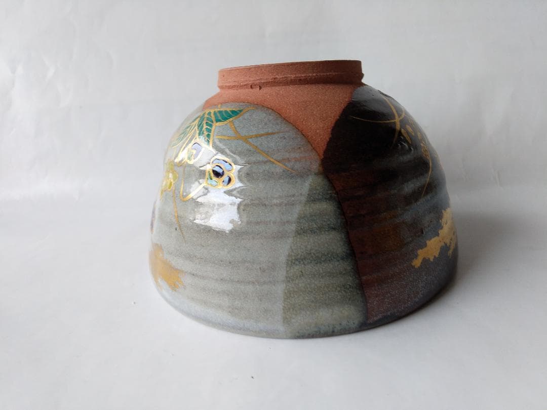 京焼 宮川香せつ 造 春の野 茶碗 共箱 金彩 茶道具 茶器 抹茶碗 新品 です