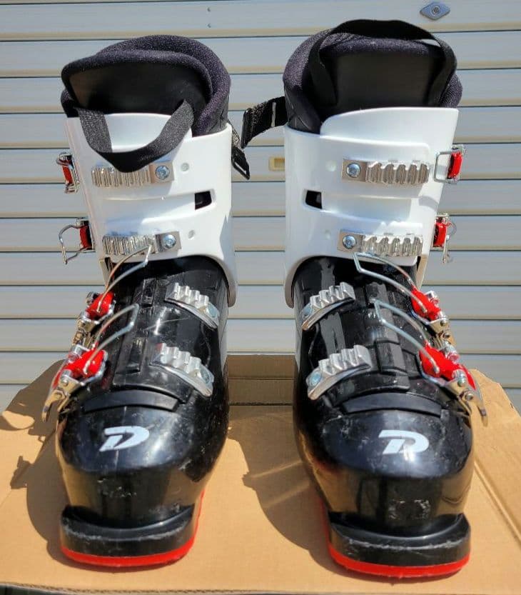 スキーブーツ　ジュニア