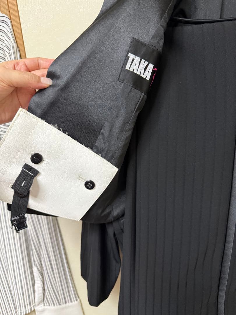 【期間限定値下げ】社交ダンス　燕尾服　衣装　専用衣装ケース付き