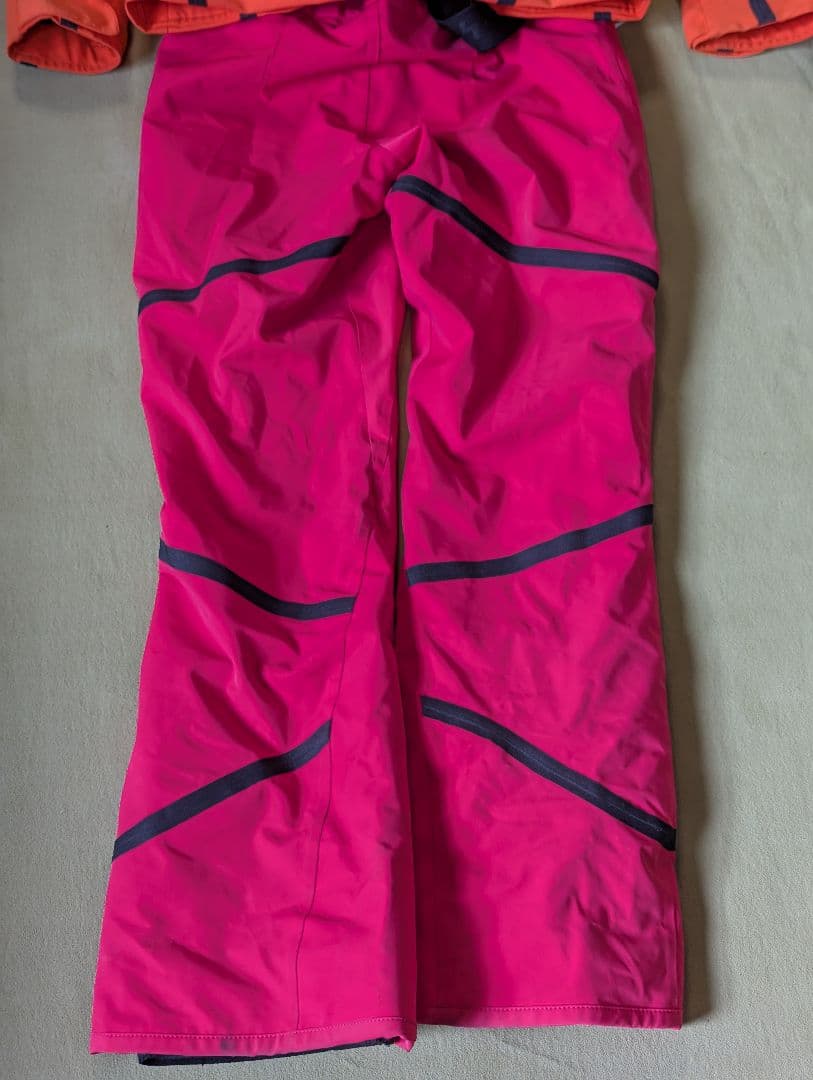 フェニックス　Phenix　マゼンダ　150cm スキーウェアセット
