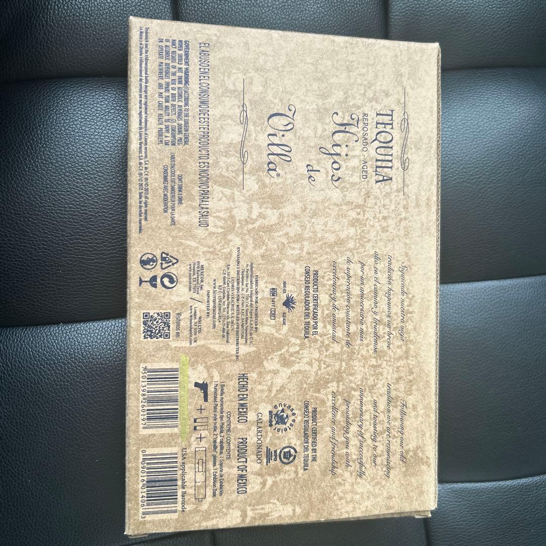 Hijas de Villa テキーラ 拳銃型ボトル