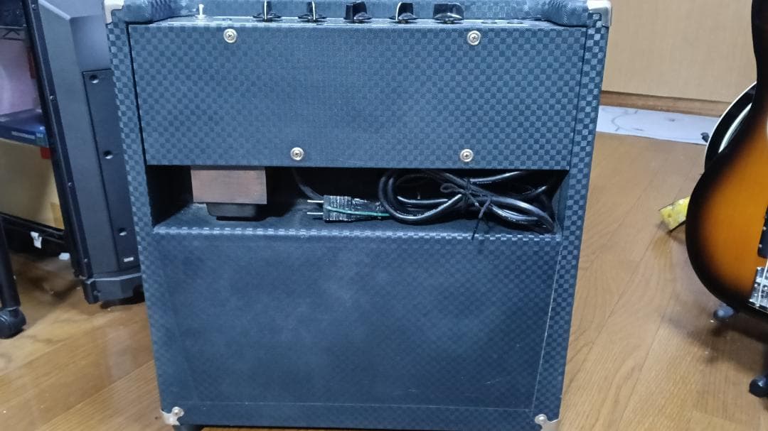 【こういち】Ampeg B-50R ベースアンプ【送料無料】