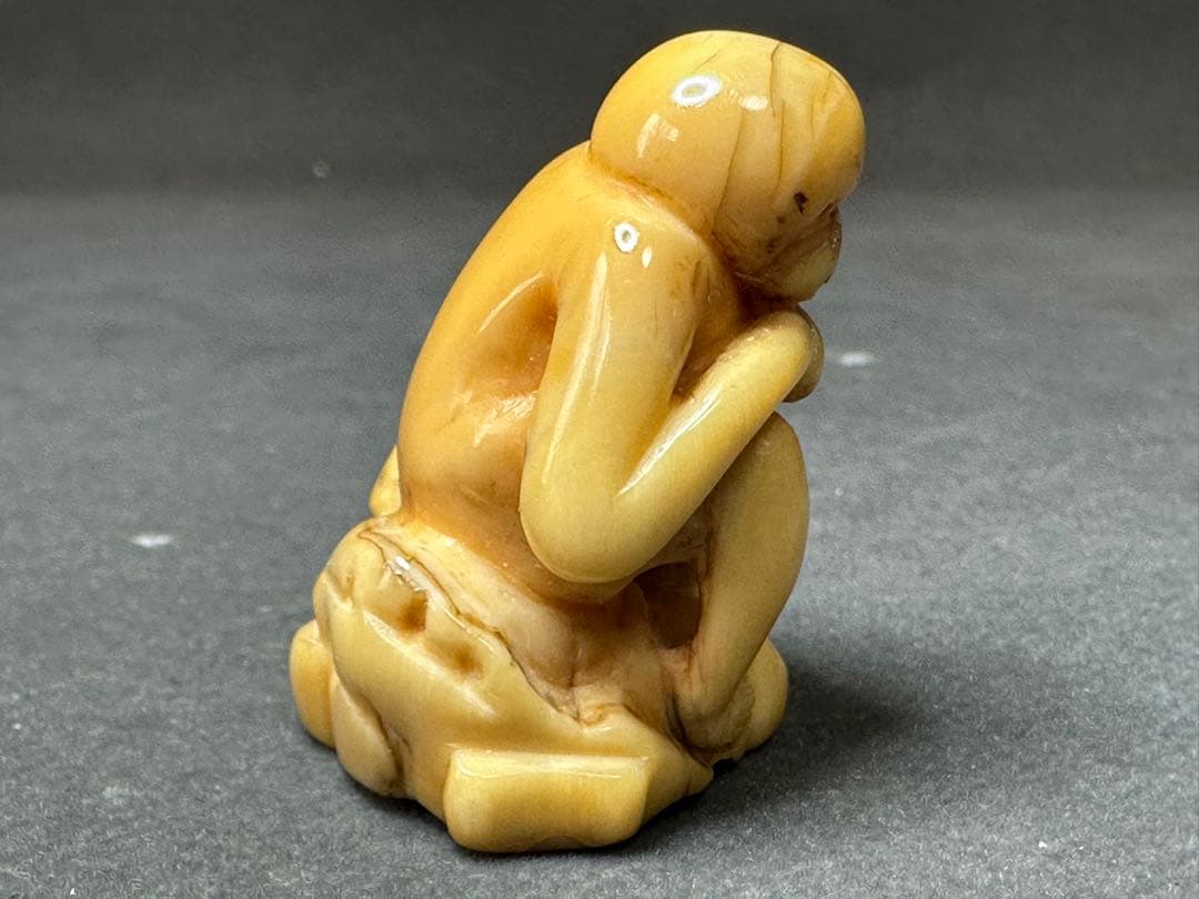 極上　根付　印鑑　天然素材　アンティーク　和彫　置物　骨董　飾り物　古美術品