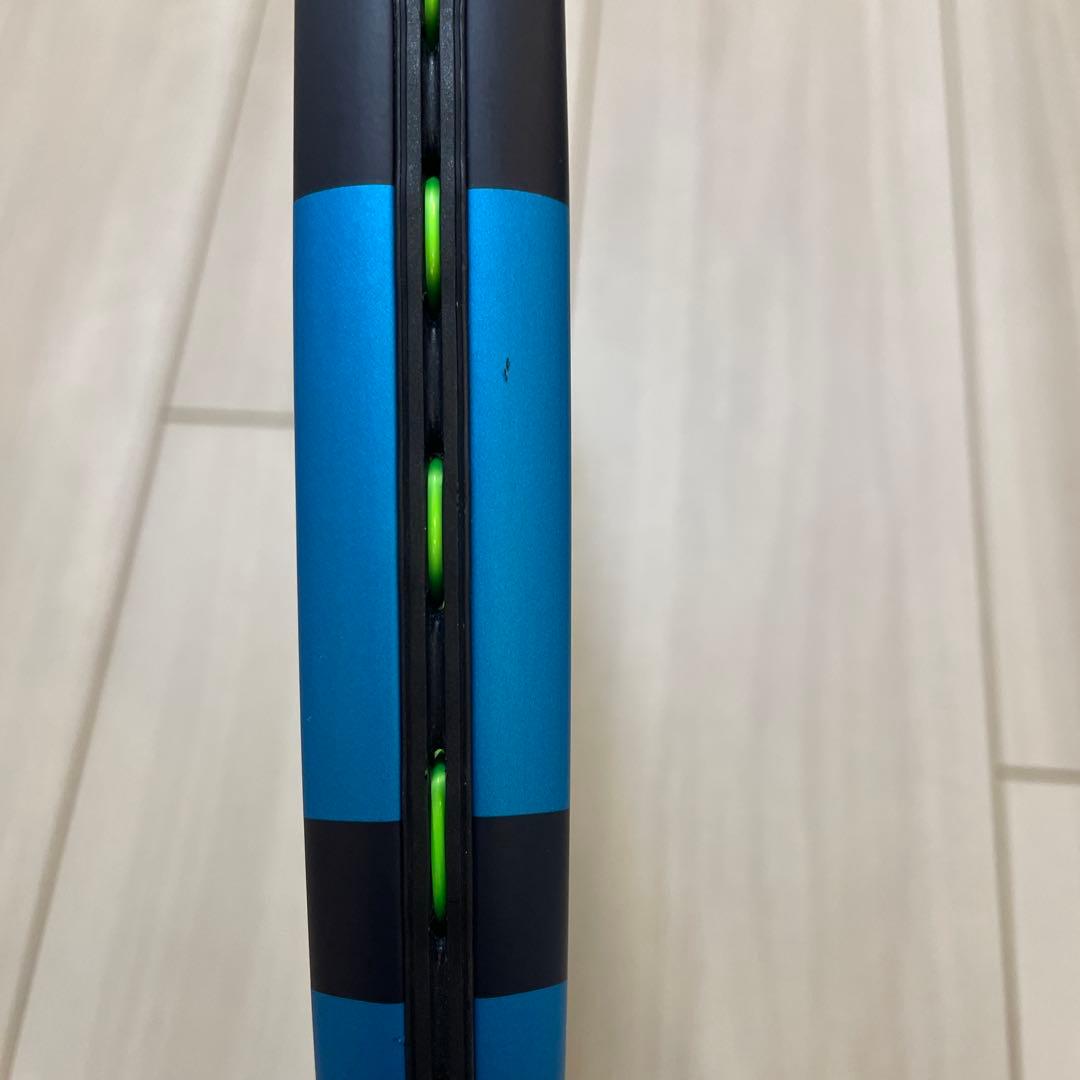 バボラ　ピュアドライブ107 グリップ2