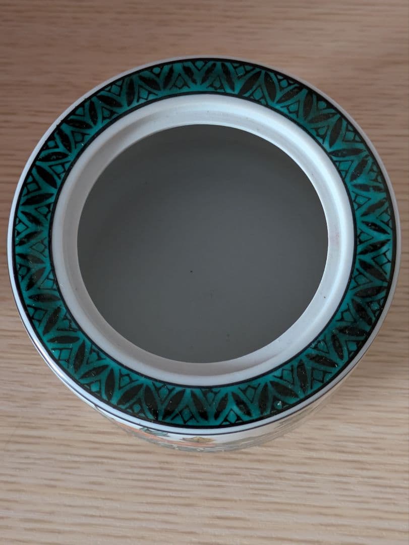 【美品】九谷焼 香炉 高栄 獅子摘み 花鳥絵柄　レトロ