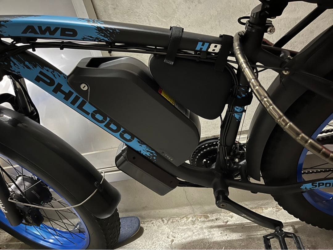 ハイスペ/両輪エンジン1000w×2/バッテリースペア1個付/Philodo