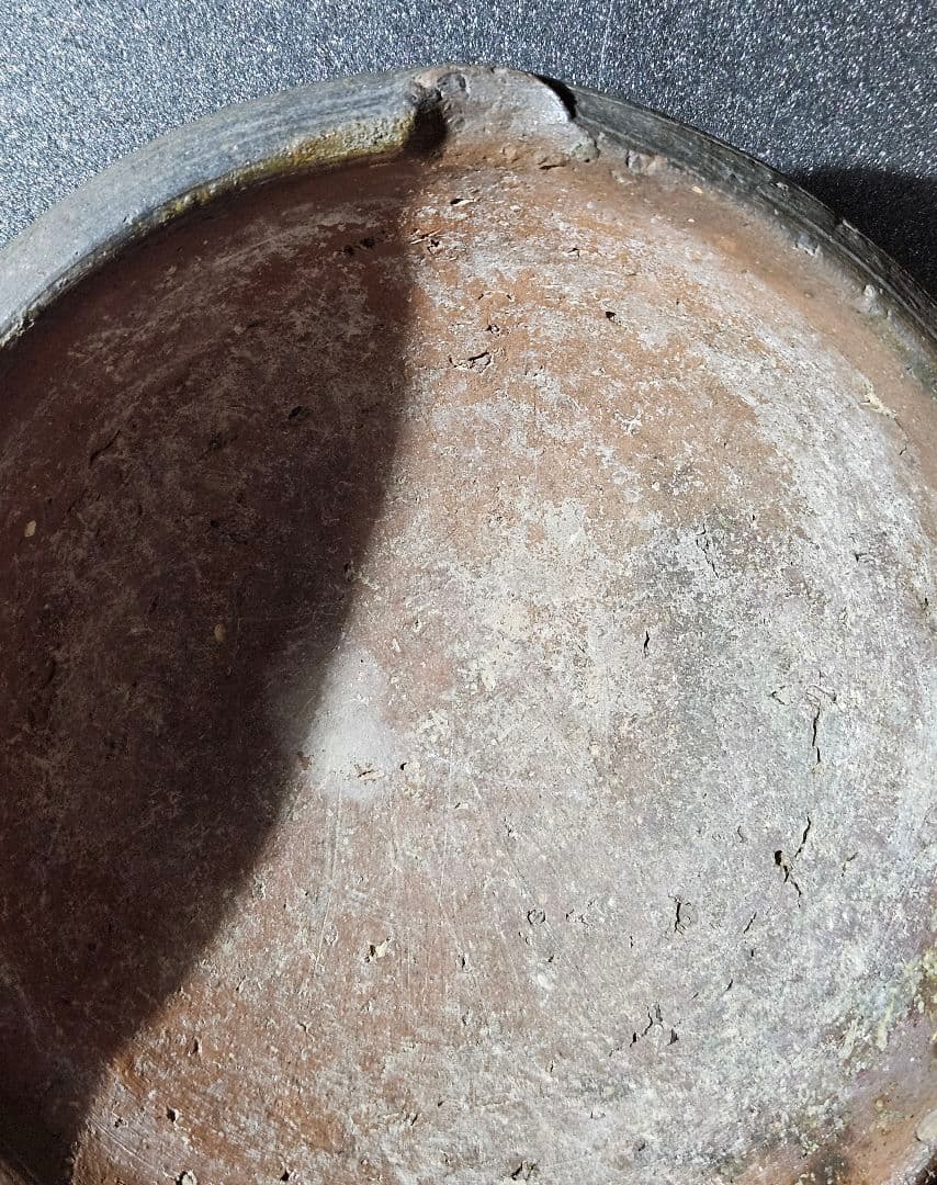 16～17世紀　古南蛮　南蛮焼締　片口擂鉢形　菓子鉢　灰器　花入れ　花器　古琉球