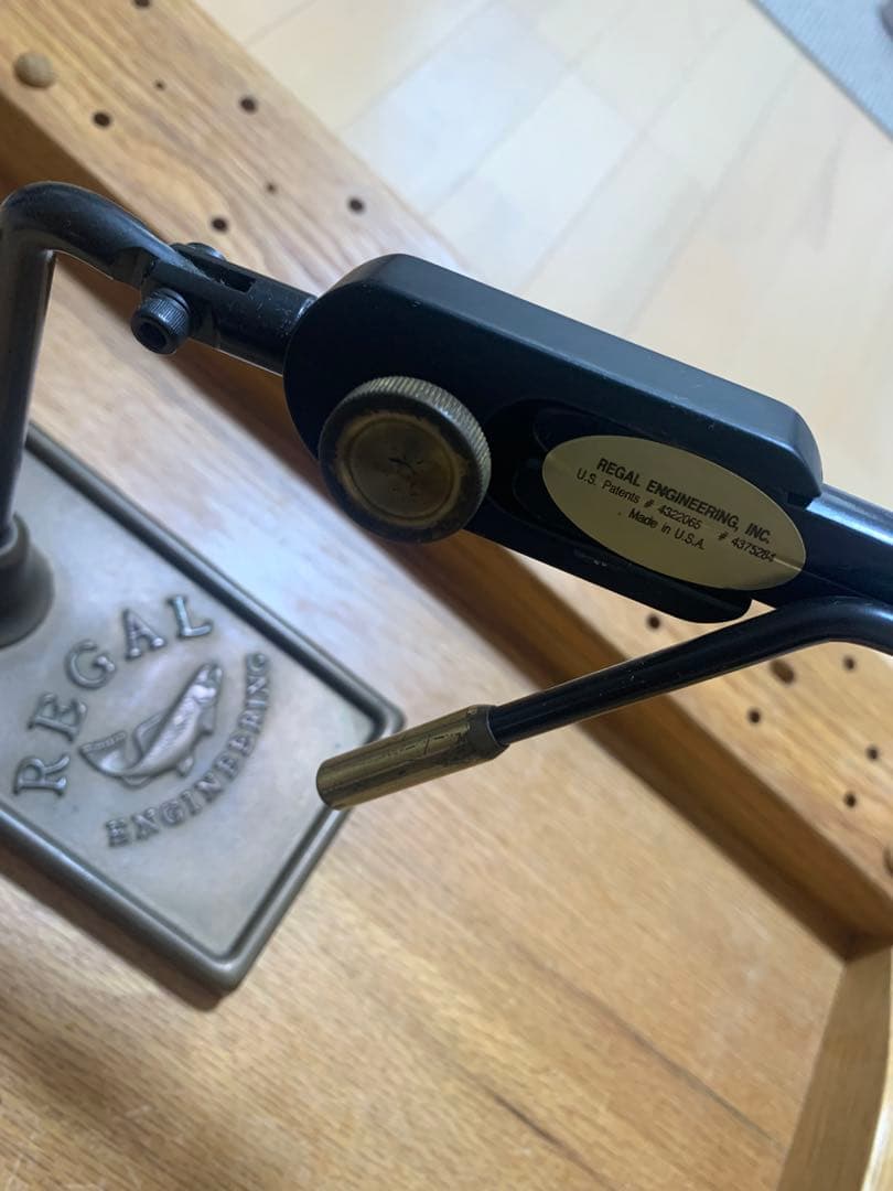 M*様 ORVIS オービス タイイング テーブル、リーガル バイス　フライフィ