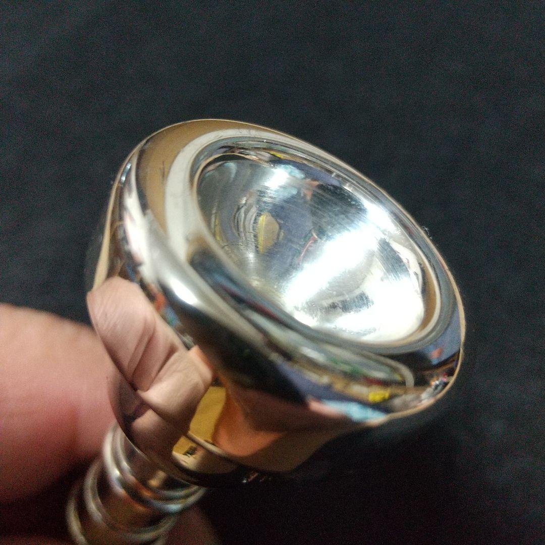 バック・トランペットマウスピース 「3C」「CORP. ニア・ピリオド」