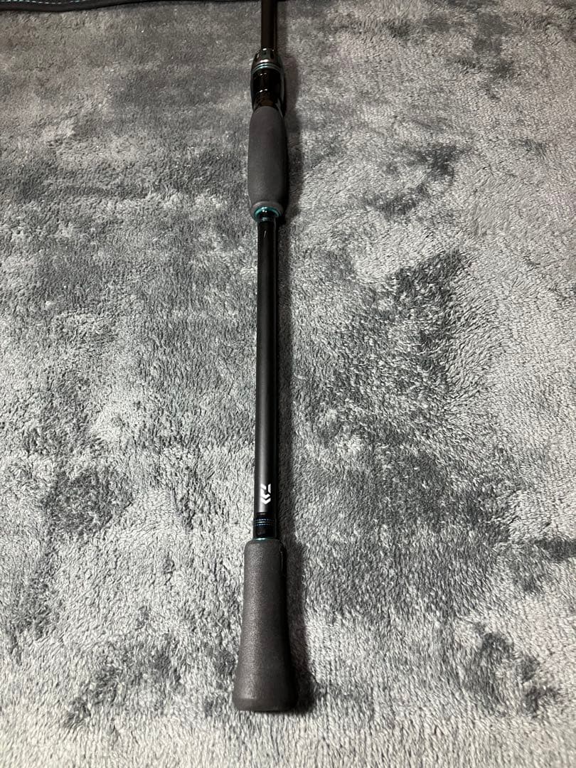 エメラルダス　Air 85MLM IL(インターライン) ロッドケース付き