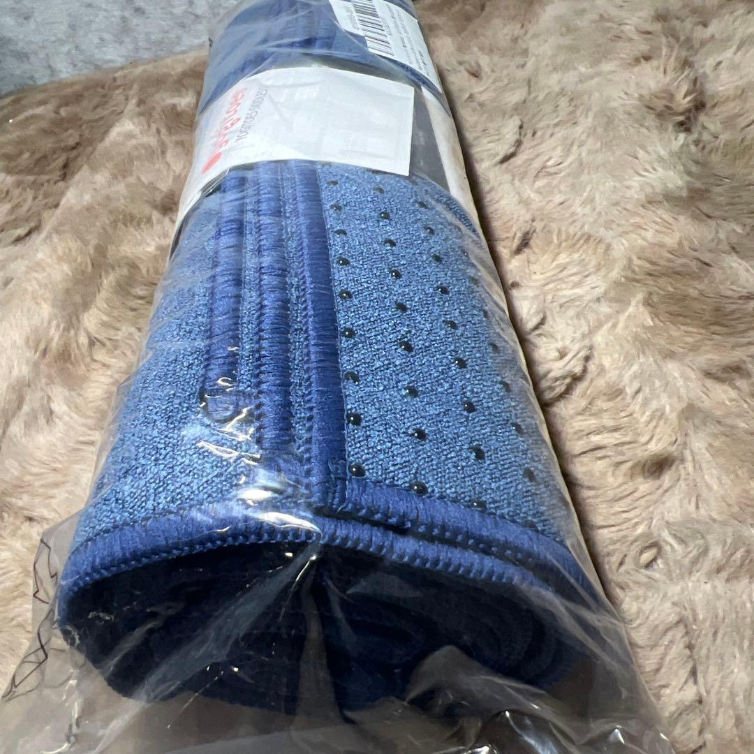 マンドゥカ Yogitoesスキッドレス ヨガラグ