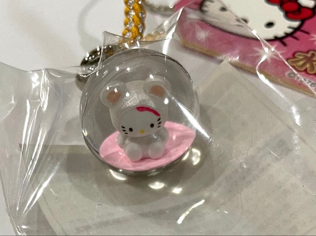 K*i様 ハローキティ 根付 ストラップ【希少】 十二支　子　水入り丸玉根付け