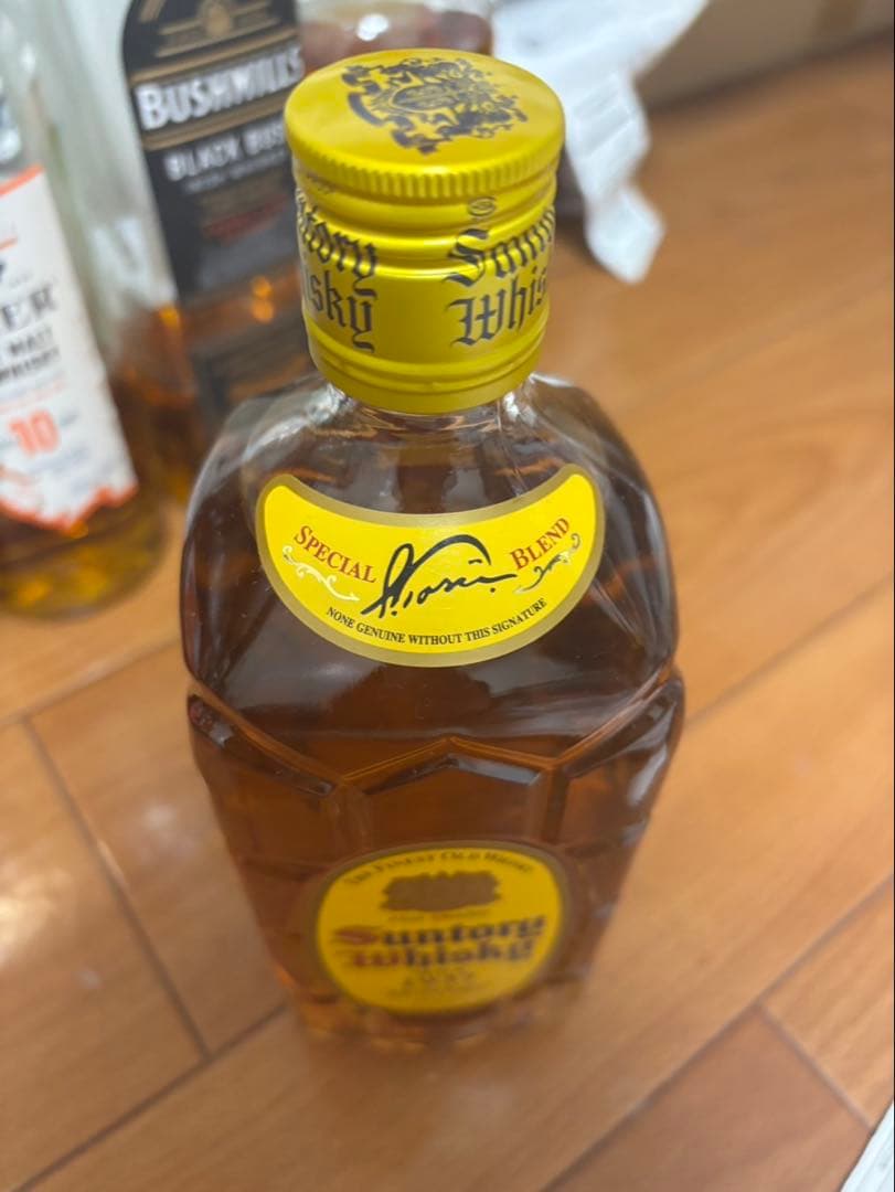 サントリー ウイスキー 700ml スペシャルブレンド