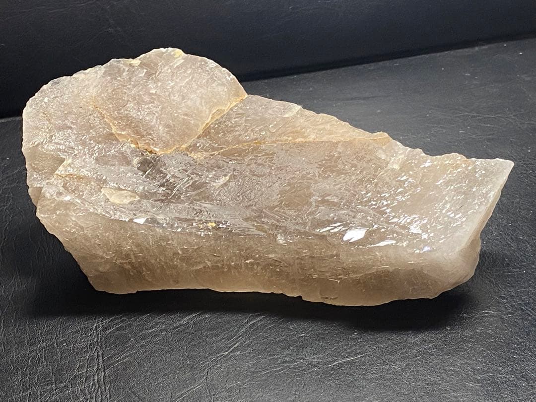 ザギ水晶　ザギマウンテンクォーツ　816g