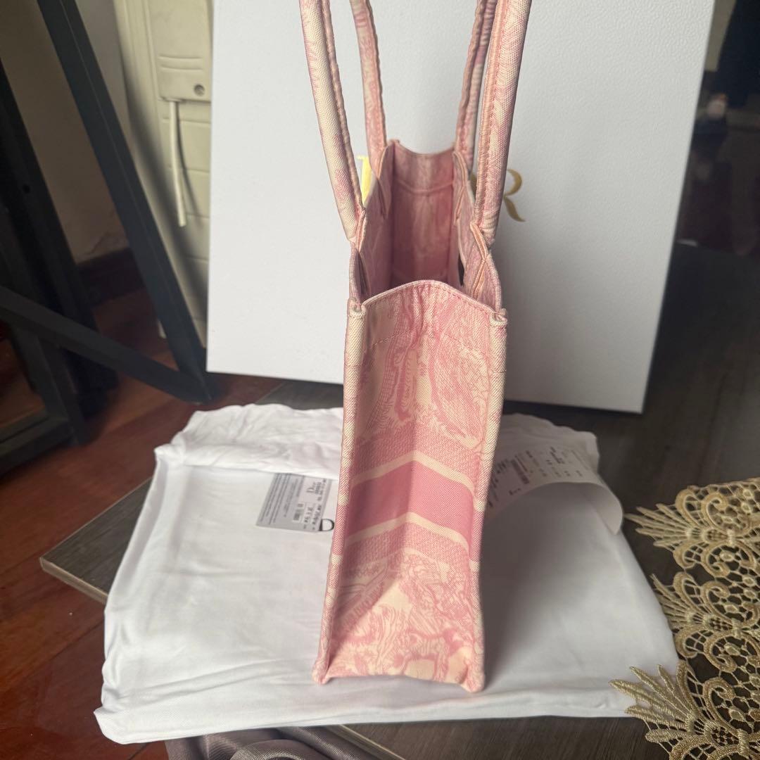 ピンクトートバッグ