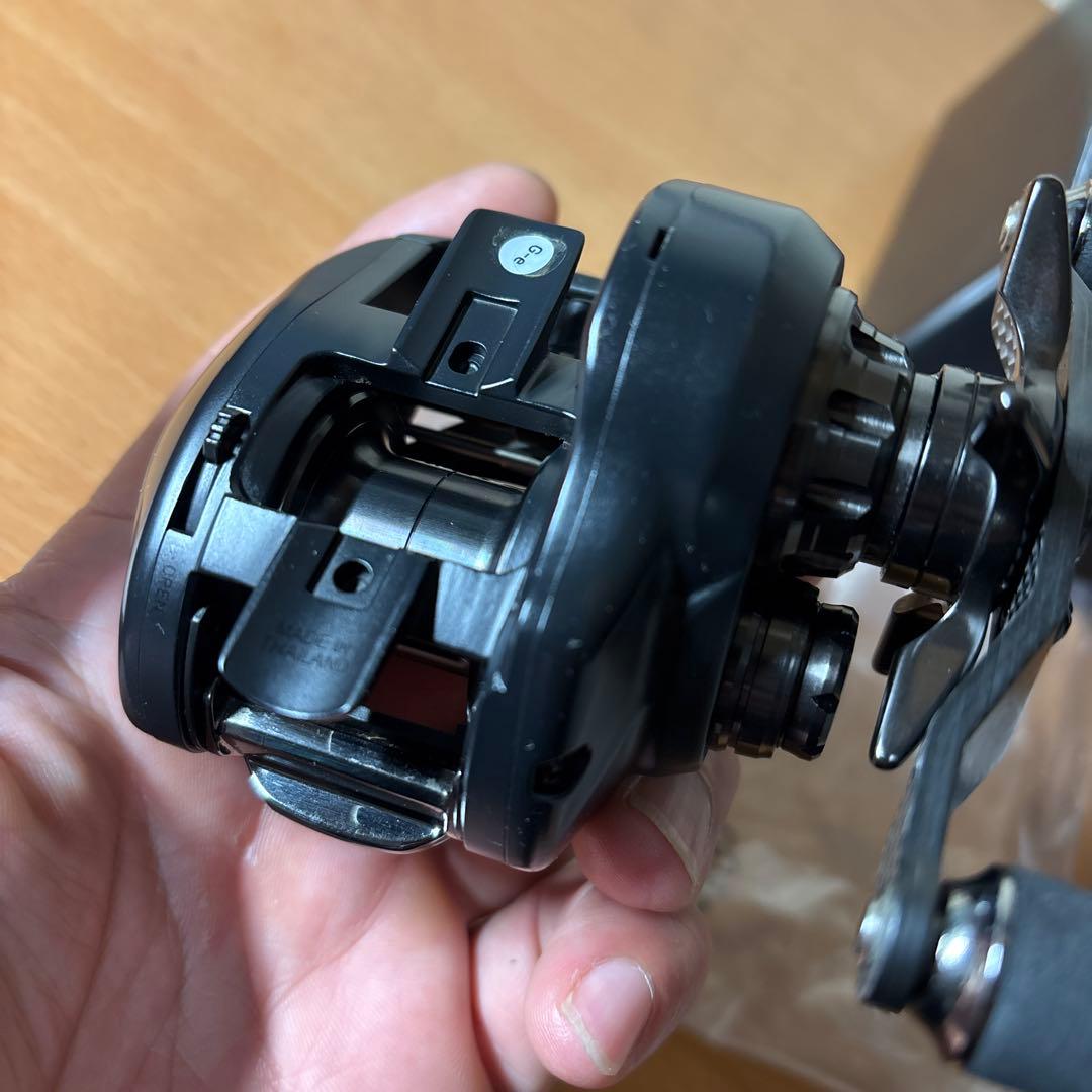 リール SLP WORKS ZILLION 9 SV TW-SLPW