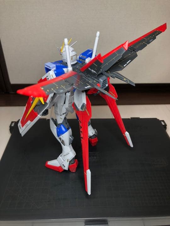 MG インパルス　完成品　無塗装