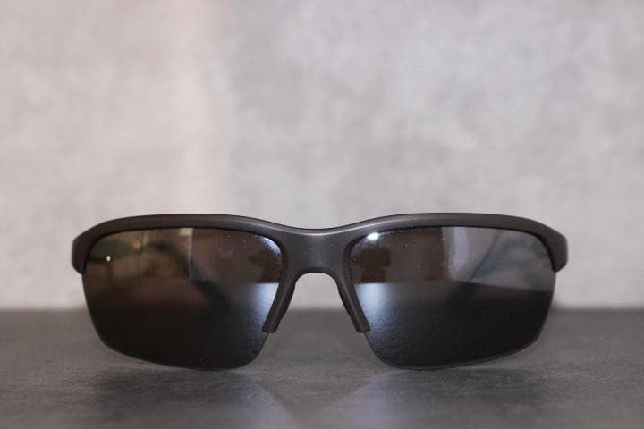 オリバーピープルズ × ロジャーフェデラー R-6 シールドサングラス スポーツ