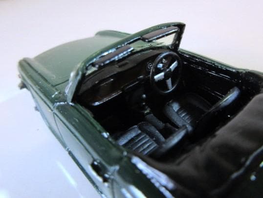 特価 Provence Moulage (1/43) トライアンフ TR6