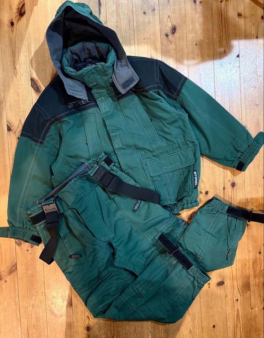 ETIREL エティレル　スノーボード　スキーウェア　セットアップ　グリーン　黒