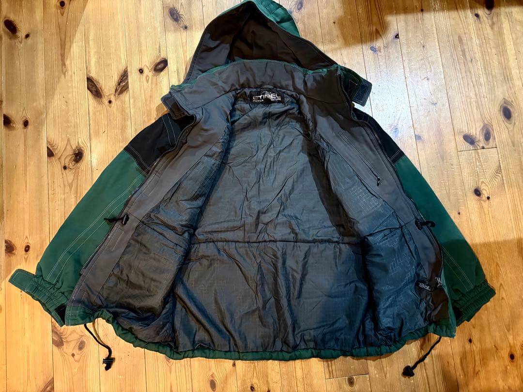 ETIREL エティレル　スノーボード　スキーウェア　セットアップ　グリーン　黒