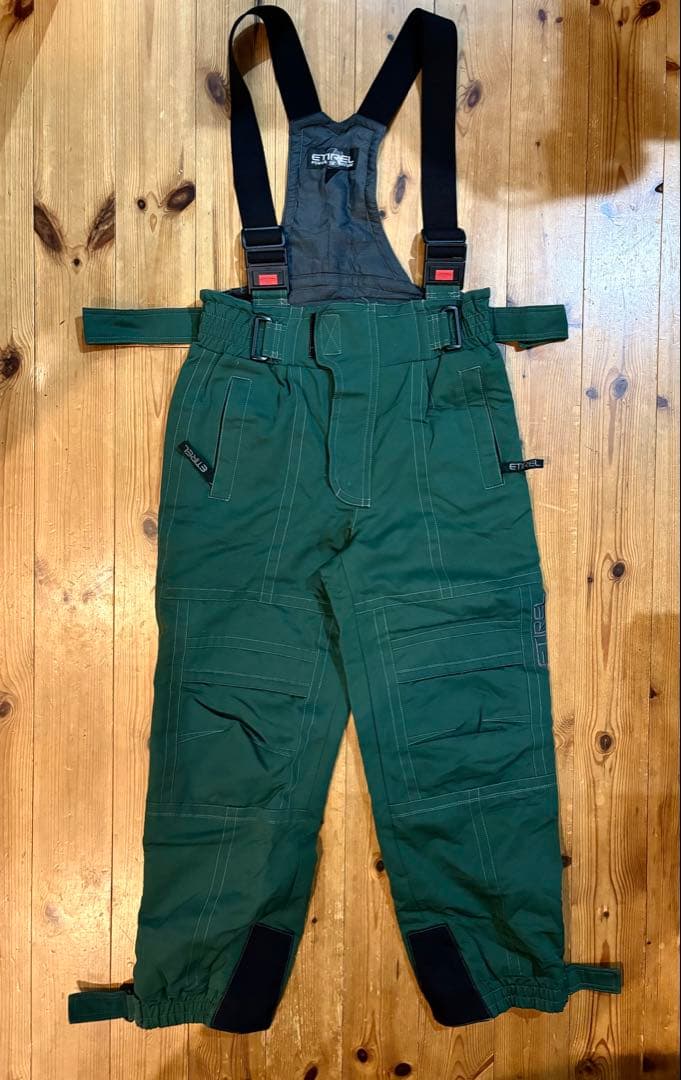 ETIREL エティレル　スノーボード　スキーウェア　セットアップ　グリーン　黒