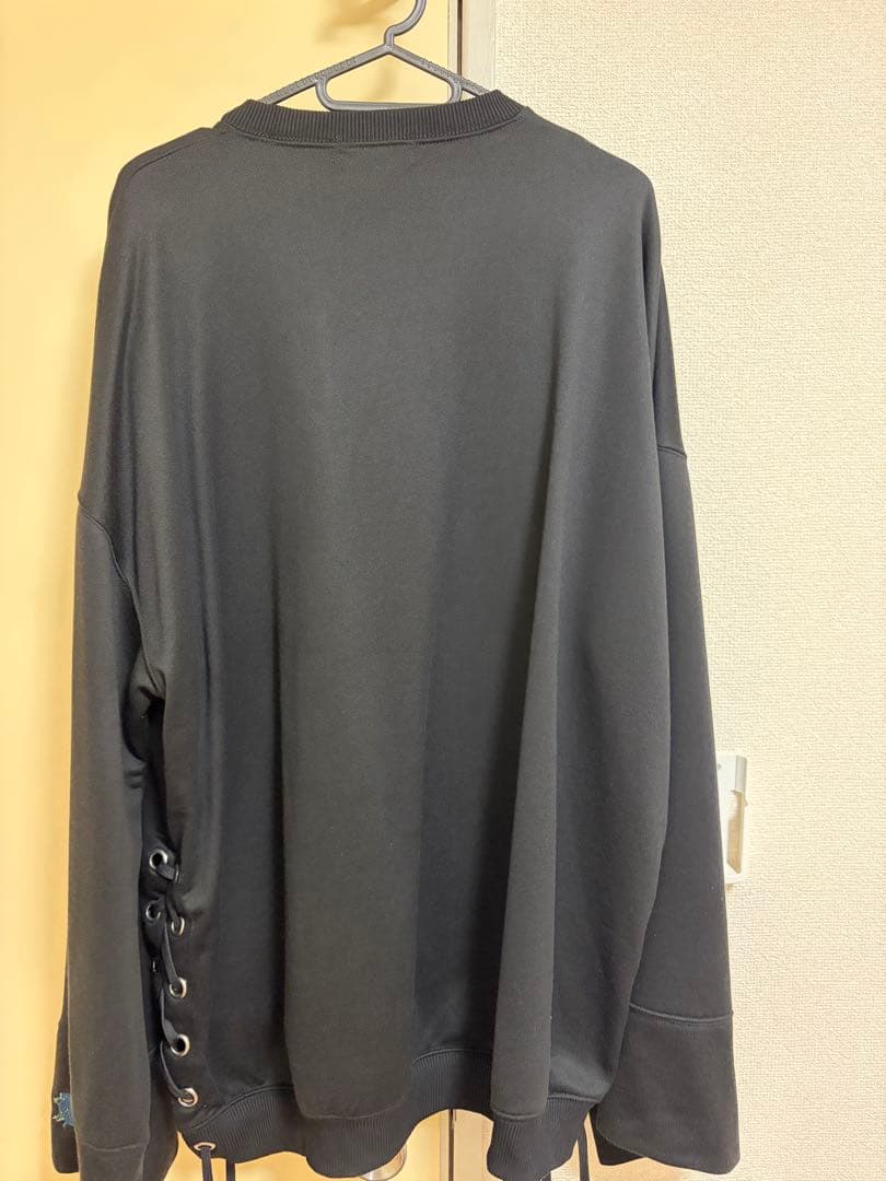 ゆ*き様 【Ado×HARE/UNISEX】黒いバラ刺繍スウェット Mサイズ