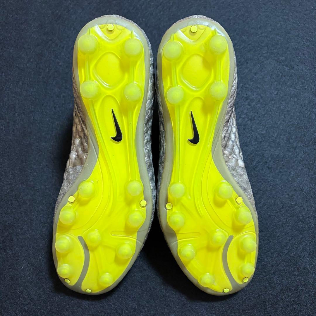 【美品】NIKE ハイパーヴェノム ファントム PREM HG-E