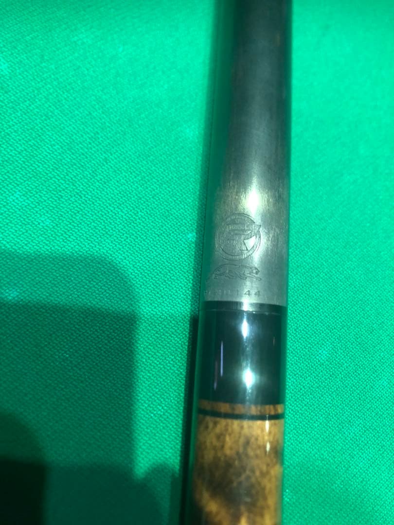 ビリヤードキュー プレデターRevoシャフト