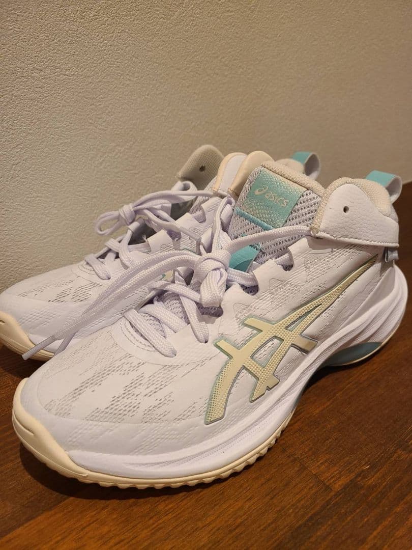 ASICS バスケットボールシューズ ホワイト/ミント